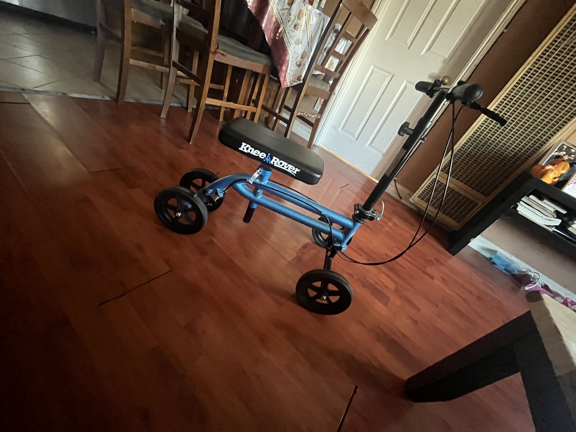 Knee Scooter 