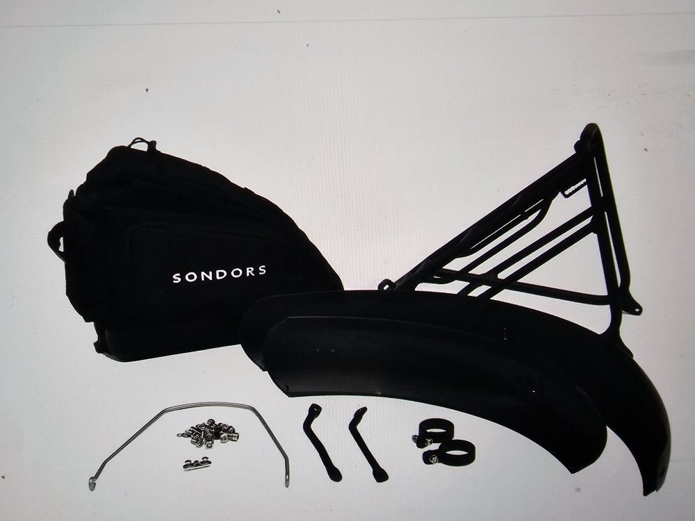 Saunders smart step fender kit and rack