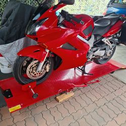2002 Honda VFR800A