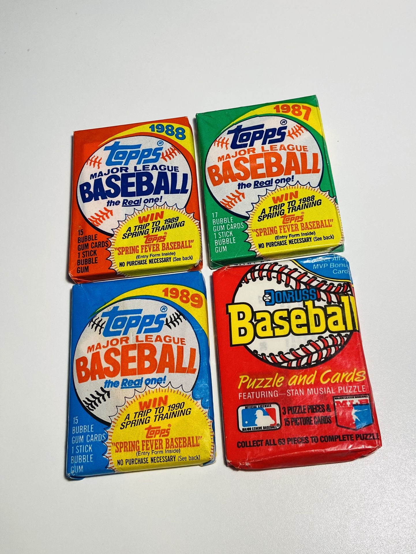 4 Packs Of Unsearched Sealed Vintage Baseball Cards