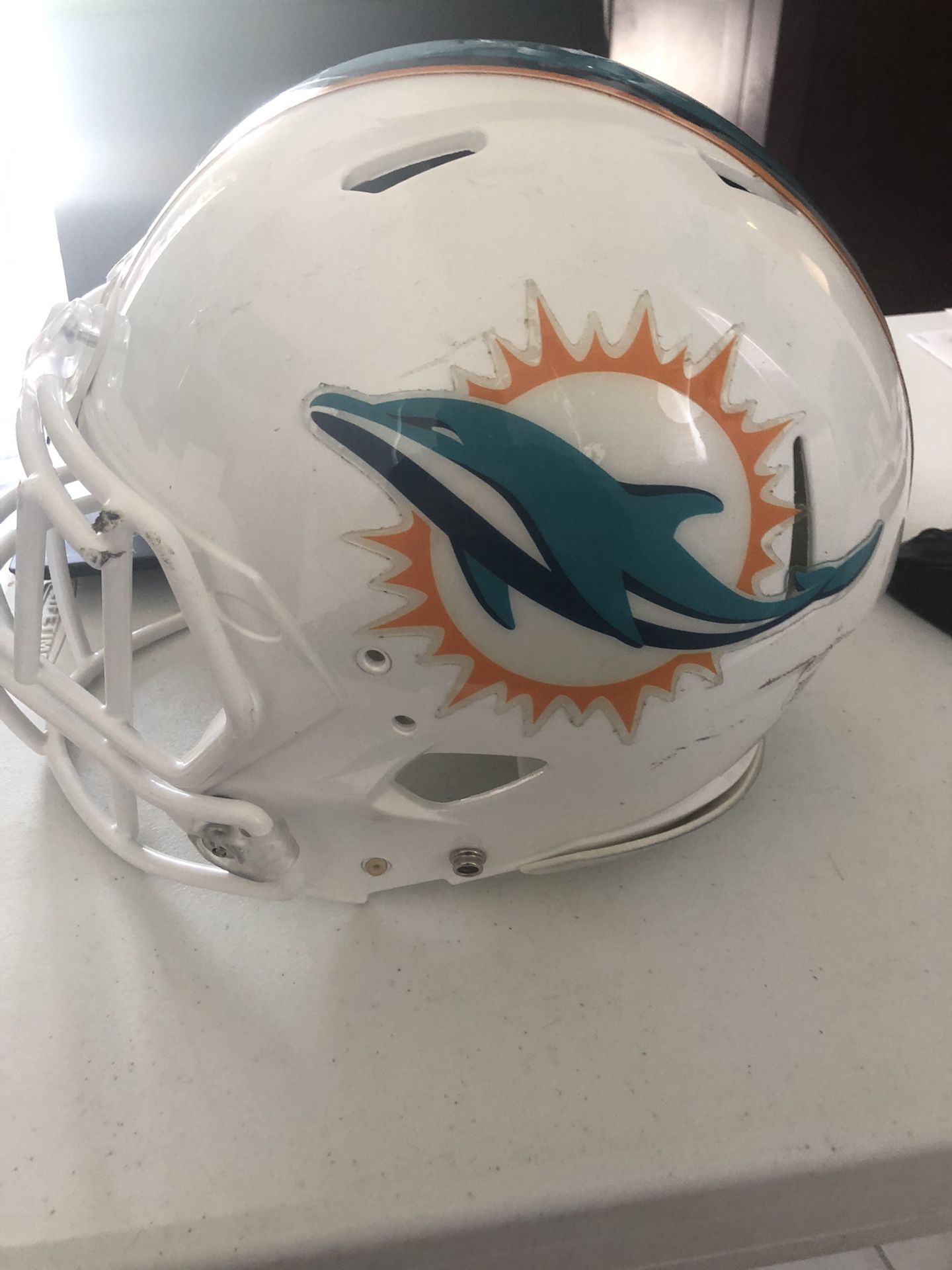 Authentic Miami Dolphins Helmet. 100 % Authentic . 