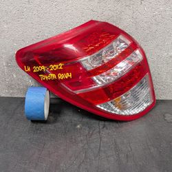 2009-2010-2012 TOYOTA RAV4 LEFT TAIL LIGHT OEM USED #9560