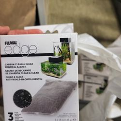Fishing Tank carbon Clean And Clear Renewal Sachet