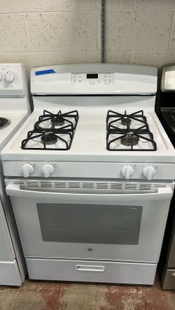 Used Gas Stove 3 Months Guaranteed 507 Ming Ave 330$ Each