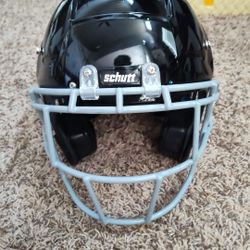 Schutt f7 football helmet black size unverified looks like youth large