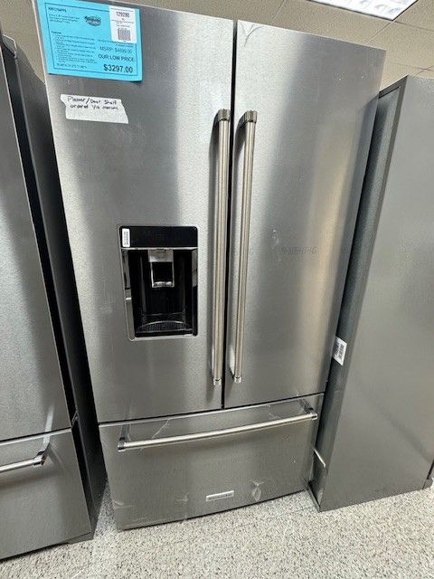 Refrigerator