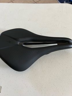 Specialized $90 Bike Saddle Black power comp $