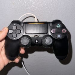 PS4 Controller Like New