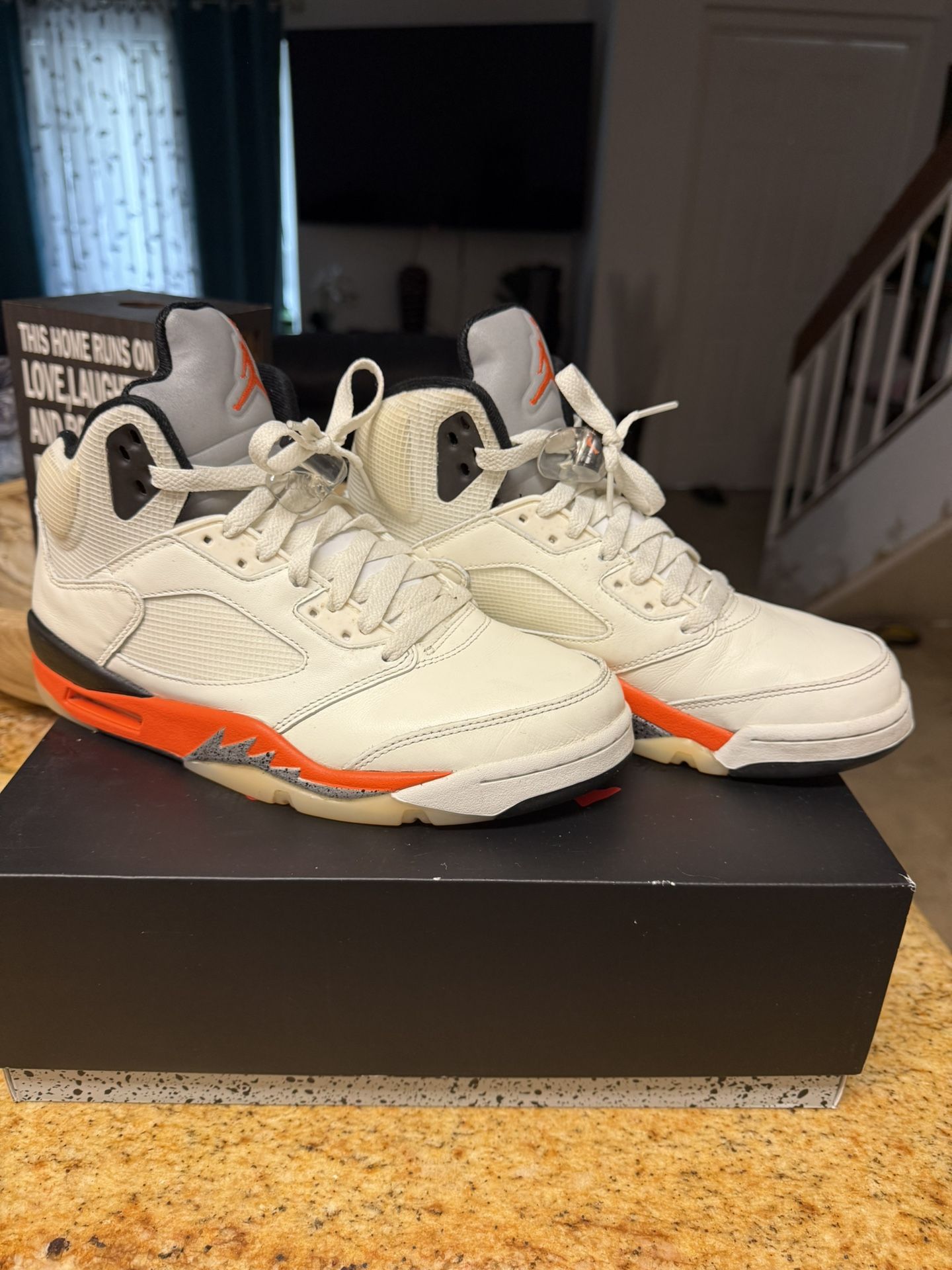 Retro Jordan 5s