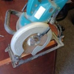 Makita Circular Saw Perfect Condition  95.00 