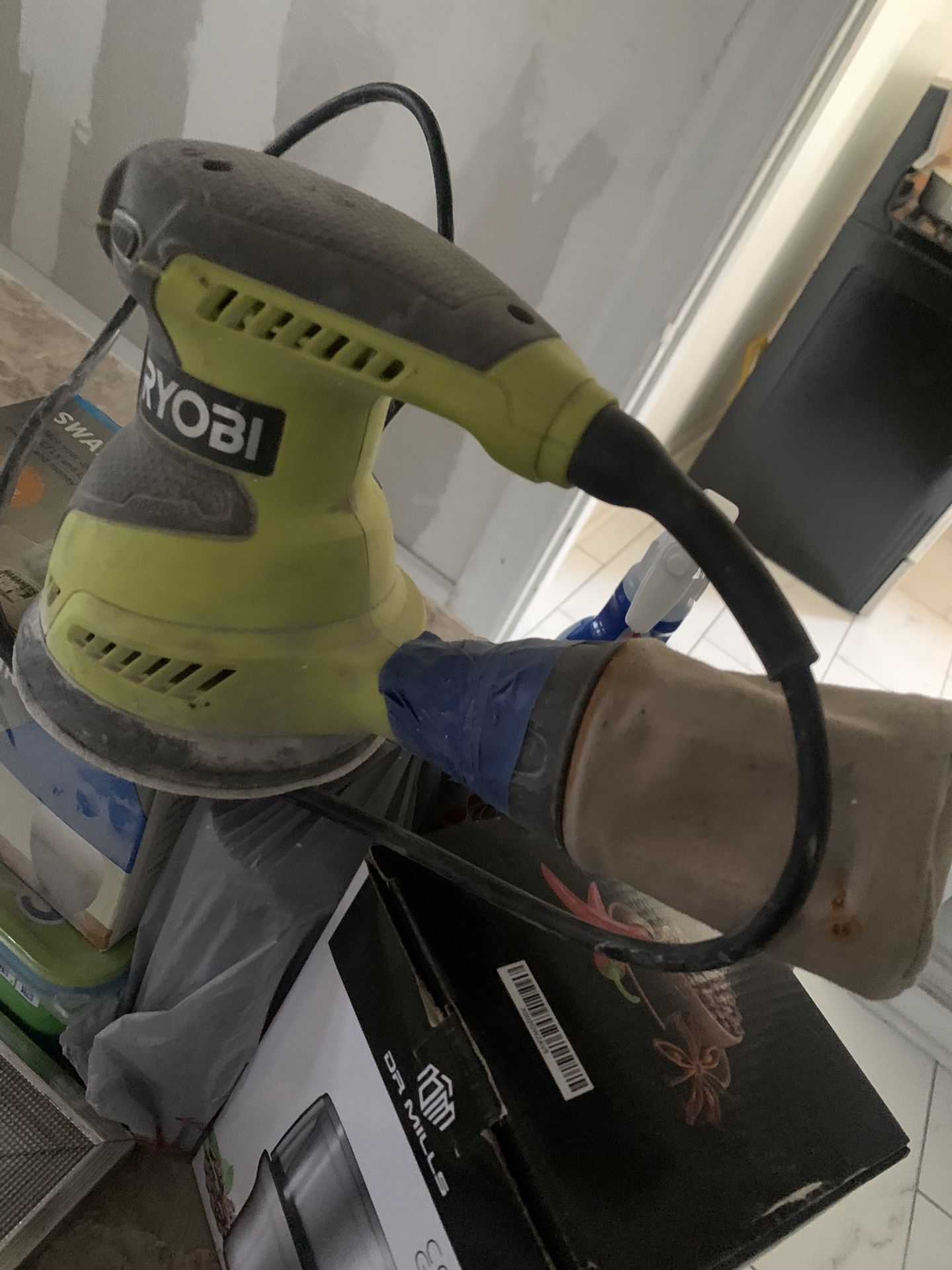 Ryobi Sander