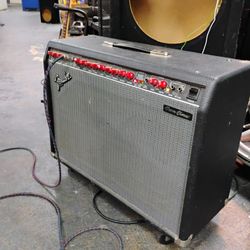 Fender Power Chorus 2-Channel 2 x 65-Watt 2x12