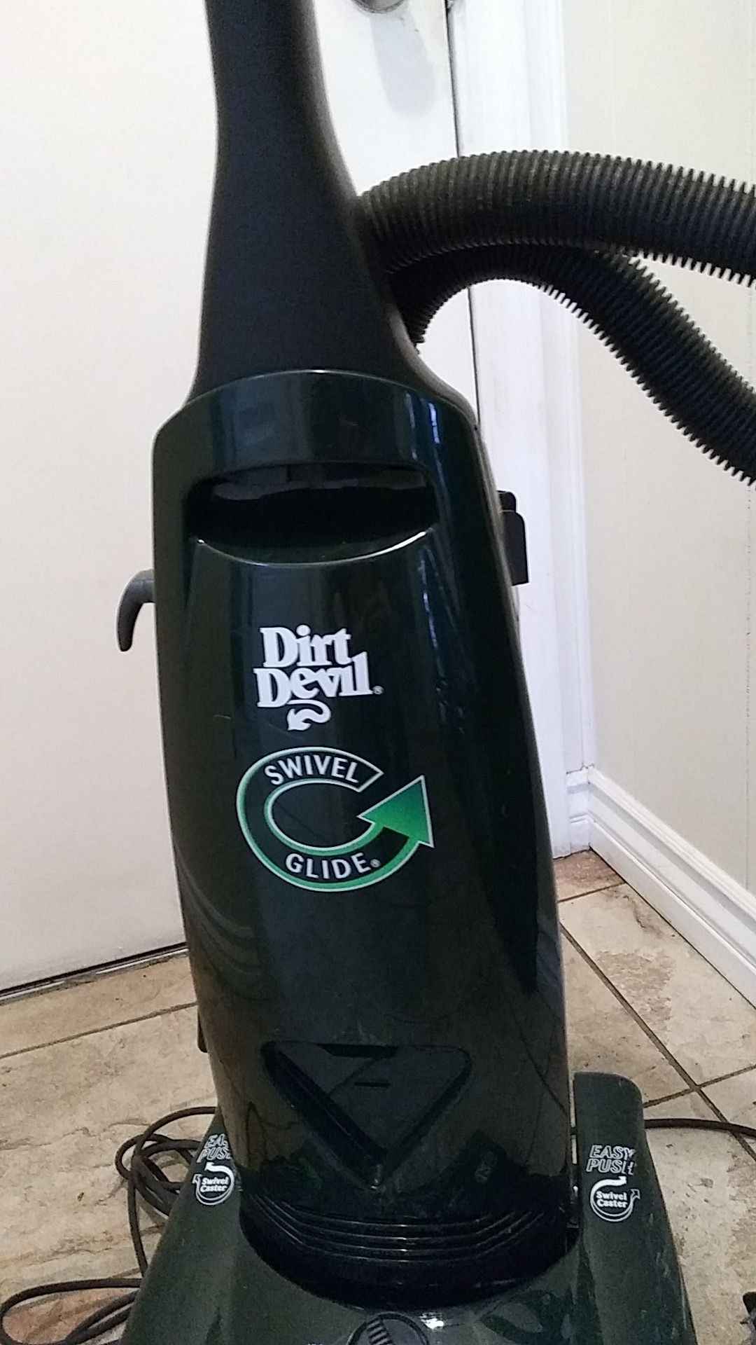 Dirt Devil swivel Glide vacuum cleaner for Sale in Carlsbad, CA OfferUp