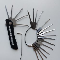 MULTIFUNCTIONAL KEY