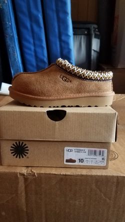 UGG