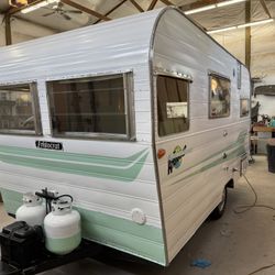 1963 Aristocrat Land Commander