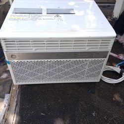 GE Air Conditioner Brand New 