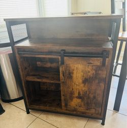 Coffee bar/ cabinet