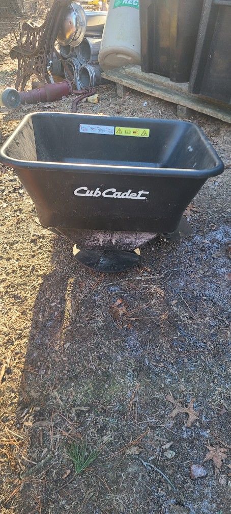 Cub Cadet Salt/ Seed Spreader