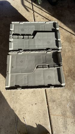 Plastic boxes