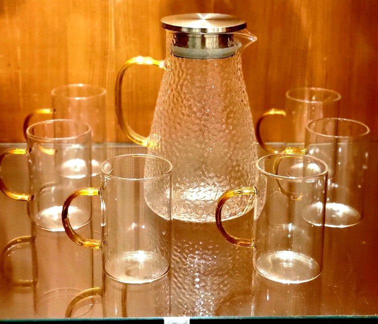 Carafe With 6 Piece Tumblers