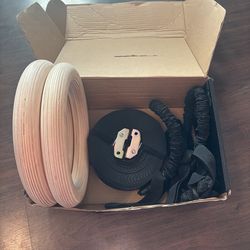 Wooden Gymnastic Rings Set w/ Adjustable Straps + Resistance Bands – Home Gym