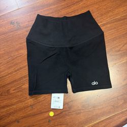 Small Alo Short