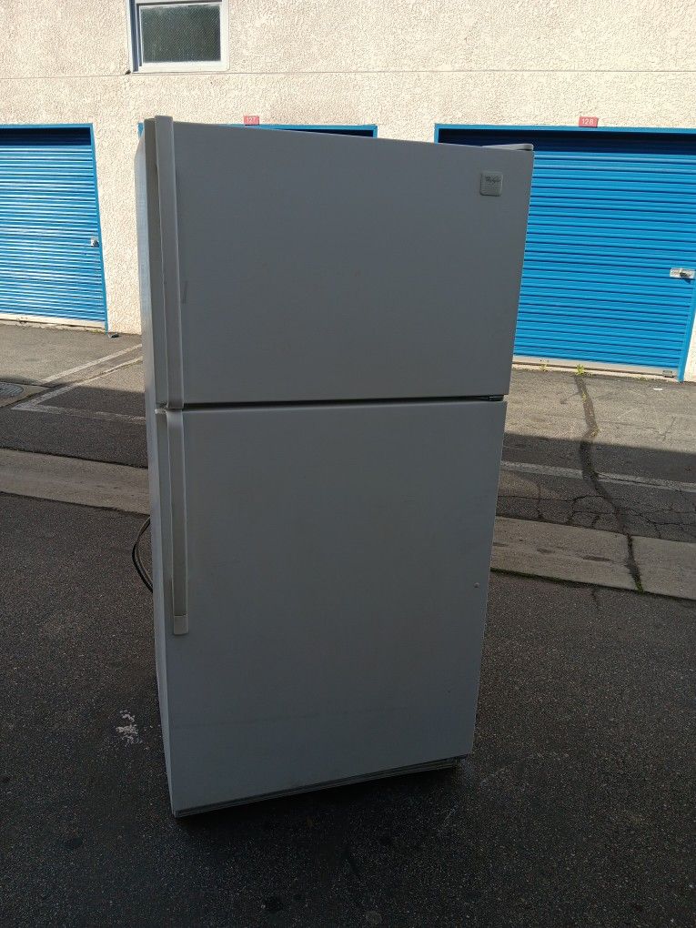 Fridge In Working Condition Delivery Available 