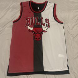 Chicago Bulls NBA Tri Color Unique Stitched Team Jersey (Men’s 2XL)