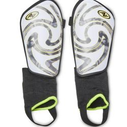 Athletic Works Adult Stirrup Shin Guard