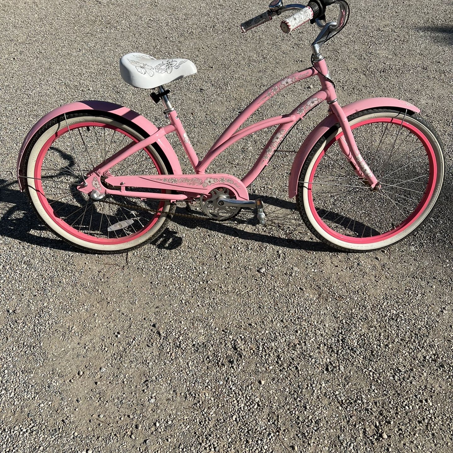 Electra 24” Pink Hawaiian bike 