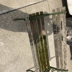 Park Bench  Needs Redone 