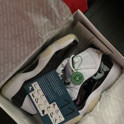 Jordan 11 Gratitude 