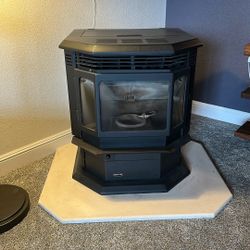 Quadra-Fire Classic bay 1200 Pellet Stove 