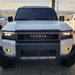 Car Led Headlights Kit Model H11 (Same As H8 H9 H11b H16) 

$29 COMPLETE KIT 
2 BULBS for:
Headlights, Low beam, High beam, DRL or Foglights
Car Led 