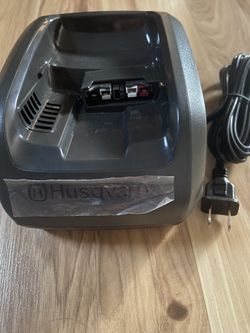 Husqvarna 350ib Leaf Blower Blaster Charger ONLY!