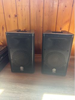 Yamaha Powered PA Speakers and Mixer DXR 8