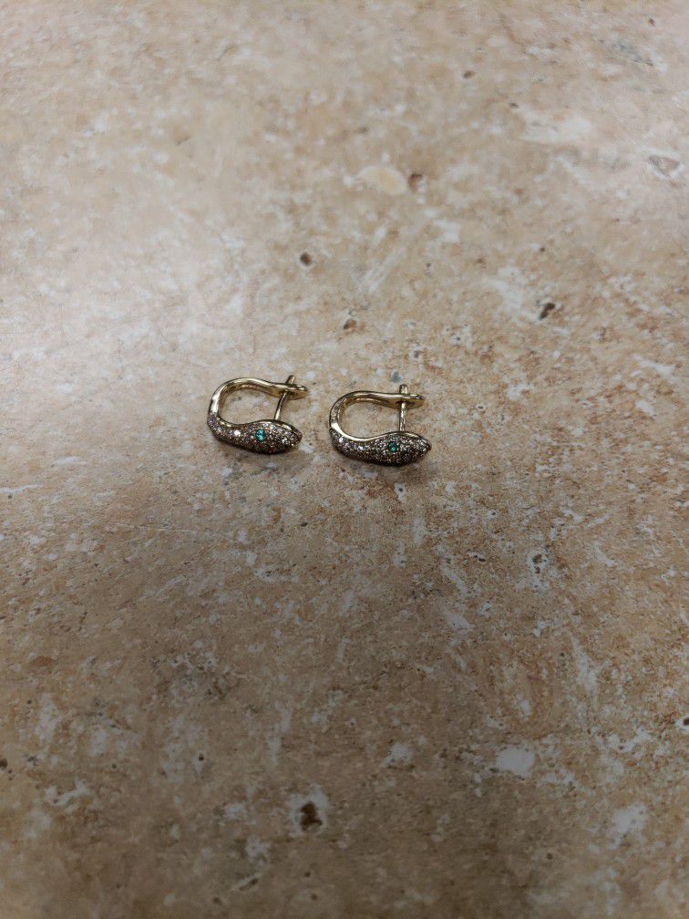 14k Yellow Gold Snake Earrings With Diamond Chips 