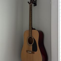 Fender guitar + Ukulele 