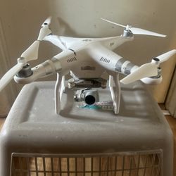 DJI Advanced Phantom 3 