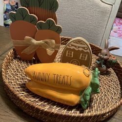 Easter Decor