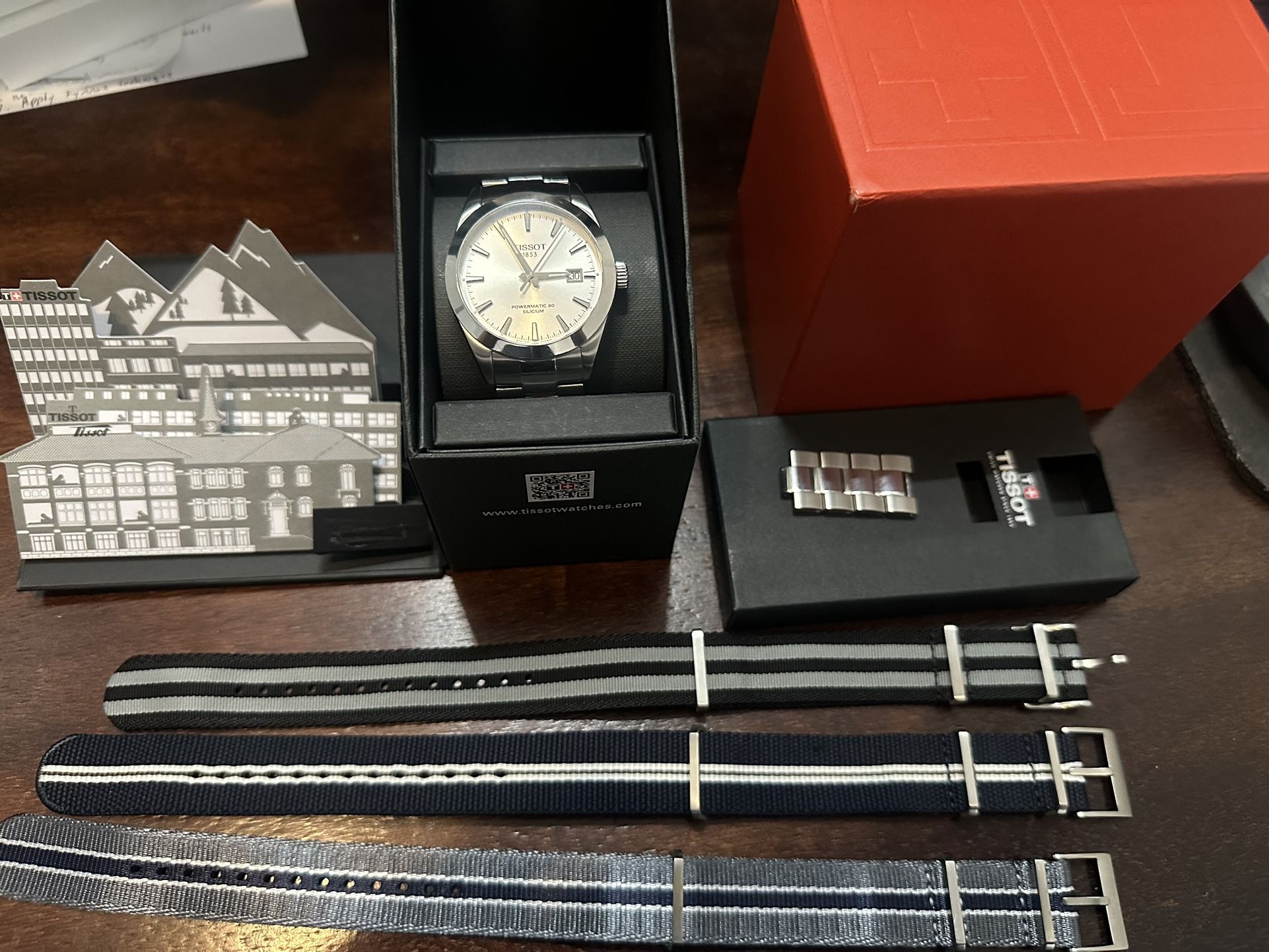 Tissot Gentleman Powermatic 80 Silicium Silver Dial w/ Straps