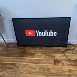 VIZIO E43-C2 43" Class 1080p 120Hz Smart LED HDTV