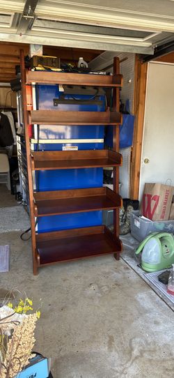 Awesome Wooden Leaning Ladder Bookshelf