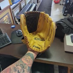 Franklin Baseball Glove (26686) Alpha Pawn