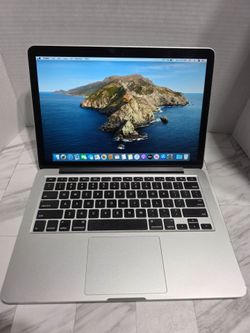 Apple MacBook Pro 13-Inch Laptop