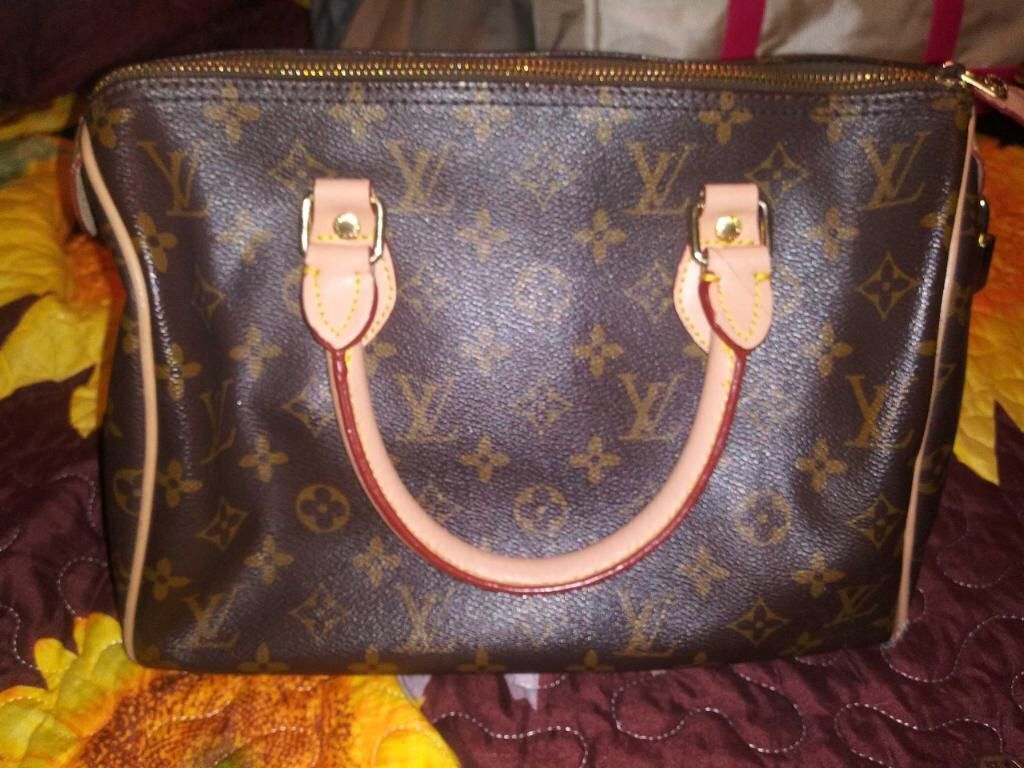 Louis Vuitton Boho Purse for Sale in El Paso, TX - OfferUp