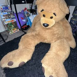 HUGE TEDDY BEAR 🧸 FOR SALE NEED GONE ASAP!!!