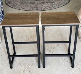 Pair of 25”h Metal and Wood Side End Tables Nightstands