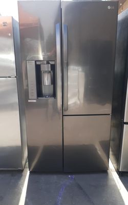 LG Side-by-Side Black Stainless Refrigerator Fridge
